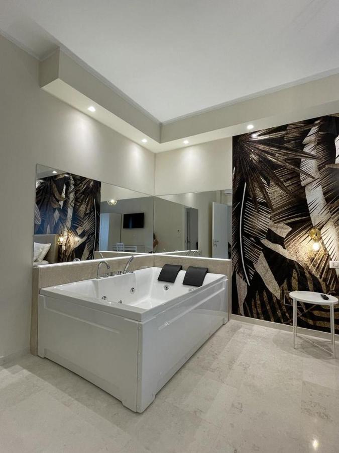 Suite 55 In Centro Trani Exterior photo